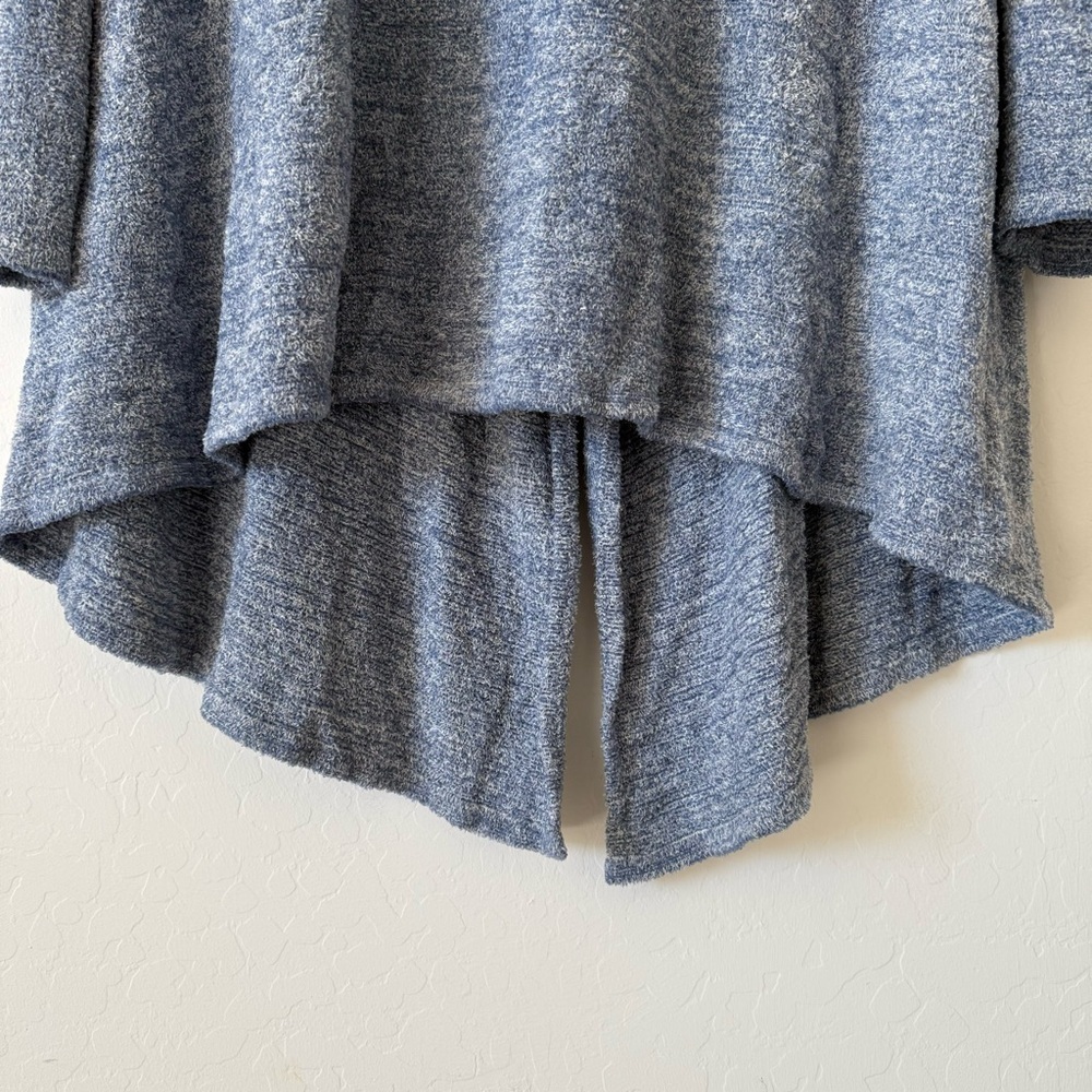 Shimera Cozy Soft Blue & White Fuzzy Open Front Hi Low Cardigan Medium - Picture 5 of 12